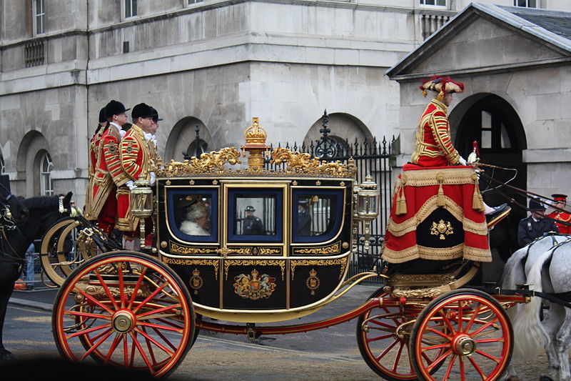 The Queen arriving for the state opening of Parliament. Featured image credit: WikiCommons