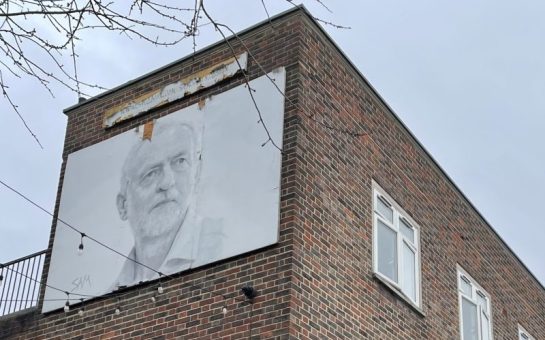 Mural of Jeremy Corbyn above the North Nineteen pub