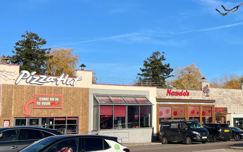 Picture: Pizza Hut and Nando's at GNLP. Credit: Ikraan Mohamed 