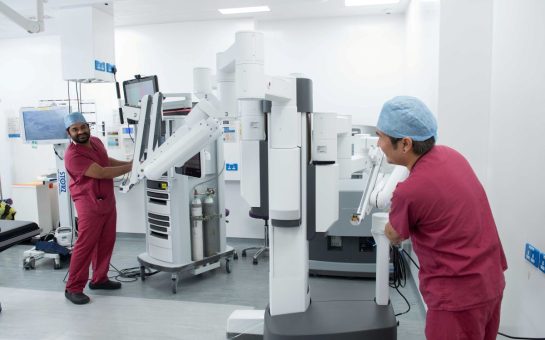 Ealing Hospital laparoscopic robot and nurses